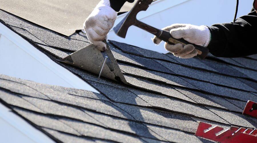 Professional residential roofers in Lares, PR